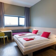 MEININGER Hotel Berlin Airport комната для гостей фото 4