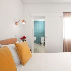 Апартаменты Lisbon Serviced Apartments Chiado Emenda комната для гостей фото 2