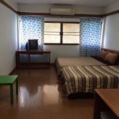 Отель Itaewon Guesthouse Бангкок комната для гостей