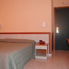 Hotel Laurence комната для гостей фото 7