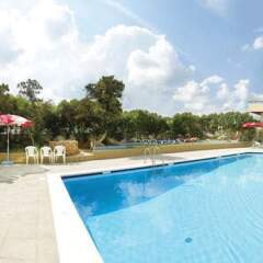 Отель Apartamentos Arcomar бассейн