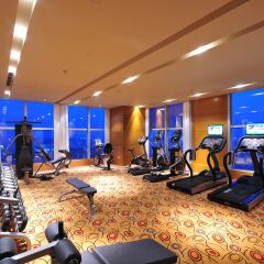 Отель Holiday Inn Xi'an Greenland Century City фитнесс-зал фото 2
