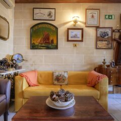 Отель Green Grove Guest House Мальта, Свики - отзывы, цены и фото номеров - забронировать отель Green Grove Guest House онлайн интерьер отеля фото 3