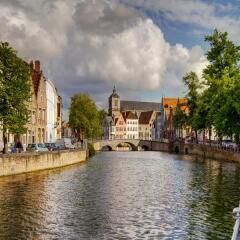 Отель Jacobs Brugge бассейн