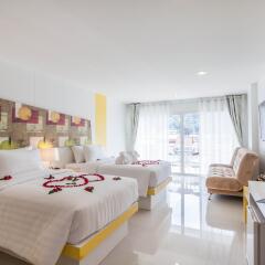 Отель Patong Holiday комната для гостей фото 2
