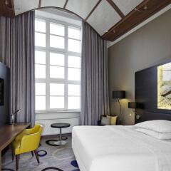 Sheraton Hannover Pelikan Hotel комната для гостей