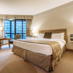 Отель Metropolitan Hotel Vancouver Канада, Ванкувер - отзывы, цены и фото номеров - забронировать отель Metropolitan Hotel Vancouver онлайн комната для гостей фото 3