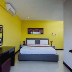 Отель Koola Guesthouse сейф в номере