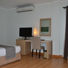 Отель Vien Dong Hotel Вьетнам, Хошимин - отзывы, цены и фото номеров - забронировать отель Vien Dong Hotel онлайн удобства в номере фото 2