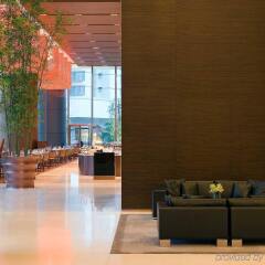 Отель Novotel Citygate Hong Kong интерьер отеля