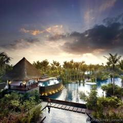 Отель Pullman Oceanview Sanya Bay Resort & Spa парковка