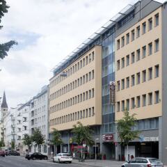 Отель Best Western Plus Amedia Wien парковка