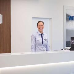 Отель Hampton by Hilton Gdansk Oliwa интерьер отеля