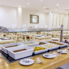 Отель Santa Eulalia Hotel Apartamento & Spa Португалия, Албуфейра - отзывы, цены и фото номеров - забронировать отель Santa Eulalia Hotel Apartamento & Spa онлайн питание фото 3