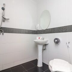 Отель Nida Rooms Silom 19 Orchid Residence At The Mix Silom Бангкок ванная
