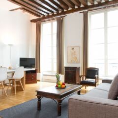 Апартаменты St. Germain - River Seine Apartment Париж комната для гостей фото 4