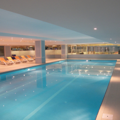 City One Hotel бассейн