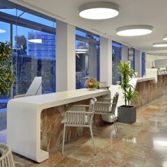 Отель Alua Hawaii Ibiza Испания, Сан-Антони-де-Портмань - отзывы, цены и фото номеров - забронировать отель Alua Hawaii Ibiza онлайн интерьер отеля