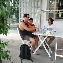Отель Gia Bao Phat Homestay бассейн