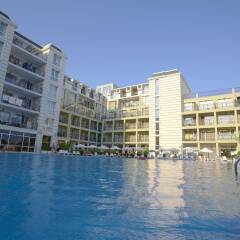 Hotel Festa Pomorie Resort Поморие бассейн