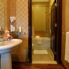 Boudl Heraa in Jeddah, Saudi Arabia from 80$, photos, reviews - zenhotels.com bathroom photo 3