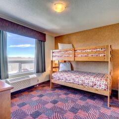 Отель Service Plus Inns & Suites Calgary Канада, Калгари - отзывы, цены и фото номеров - забронировать отель Service Plus Inns & Suites Calgary онлайн детские мероприятия фото 2
