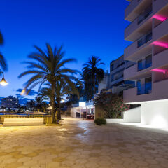 Отель Sud Ibiza Suites парковка