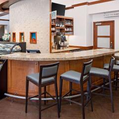 Отель Hyatt Place Ontario / Rancho Cucamonga гостиничный бар