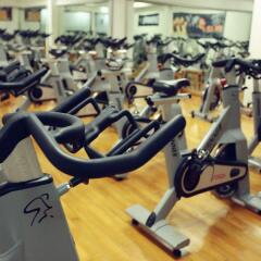 Отель Browns Sports & Leisure Club фитнесс-зал фото 3