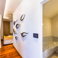 Отель Beyond Resort Karon Пхукет сауна