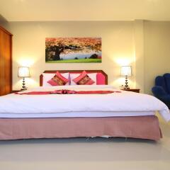 Отель Phuket Airport Inn комната для гостей