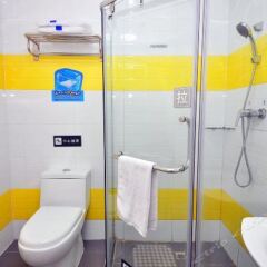 Отель 7 Days Inn Jiangmen 1st Gangkou Road Phoenix Mountain Station Branch ванная