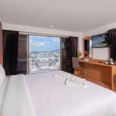 Patong 7Days Premium Hotel Phuket комната для гостей