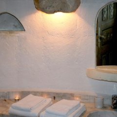 Les Maisons de Cappadoce Турция, Учисар - отзывы, цены и фото номеров - забронировать отель Les Maisons de Cappadoce онлайн ванная фото 2