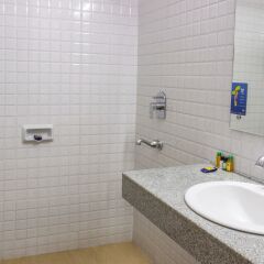 Отель FabHotel Prazeres Boutique PanajI ванная фото 2
