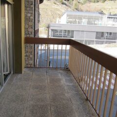 Отель Vitivola Ordino Park Vallnord Андорра, Ордино - отзывы, цены и фото номеров - забронировать отель Vitivola Ordino Park Vallnord онлайн балкон