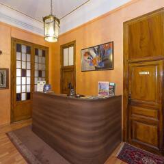 Отель Hostal Girona Испания, Барселона - отзывы, цены и фото номеров - забронировать отель Hostal Girona онлайн интерьер отеля фото 2