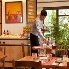 Campanile Hotel Brussels - Airport питание