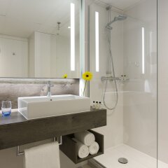 Отель Holiday Inn Amsterdam Амстердам ванная