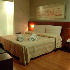 Отель Eurohotel Barcelona Gran Via Fira комната для гостей фото 4