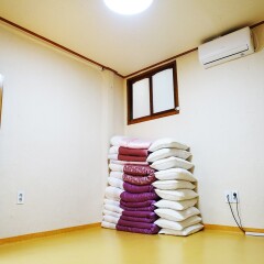 Отель Hue Hanok Guesthouse Южная Корея, Сеул - отзывы, цены и фото номеров - забронировать отель Hue Hanok Guesthouse онлайн удобства в номере