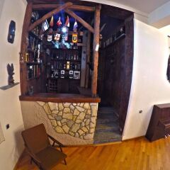 Classical Green Hostel Тбилиси гостиничный бар