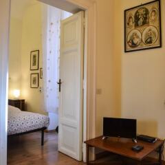 Апартаменты Stylish apartment in central Rome комната для гостей фото 3