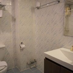 Отель Intown Residence Таиланд, Бангкок - отзывы, цены и фото номеров - забронировать отель Intown Residence онлайн ванная