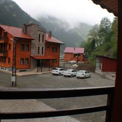 Uzungol Motel Турция, Узунгёль - отзывы, цены и фото номеров - забронировать отель Uzungol Motel онлайн балкон
