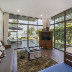 Отель X2 Hua Hin LeBayburi Pranburi Villa комната для гостей