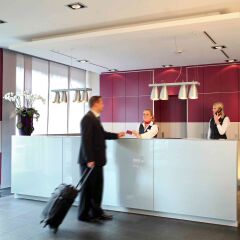 Mercure Hotel Düsseldorf City Nord интерьер отеля