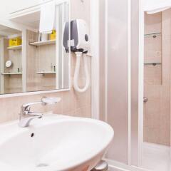 Отель Almes Roma B&B ванная