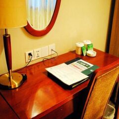 Отель GreenTree Inn Suzhou Wuzhong Hotel Китай, Сучжоу - отзывы, цены и фото номеров - забронировать отель GreenTree Inn Suzhou Wuzhong Hotel онлайн удобства в номере