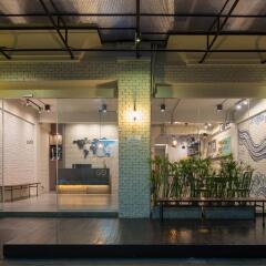 Natee Hostel Бангкок бассейн